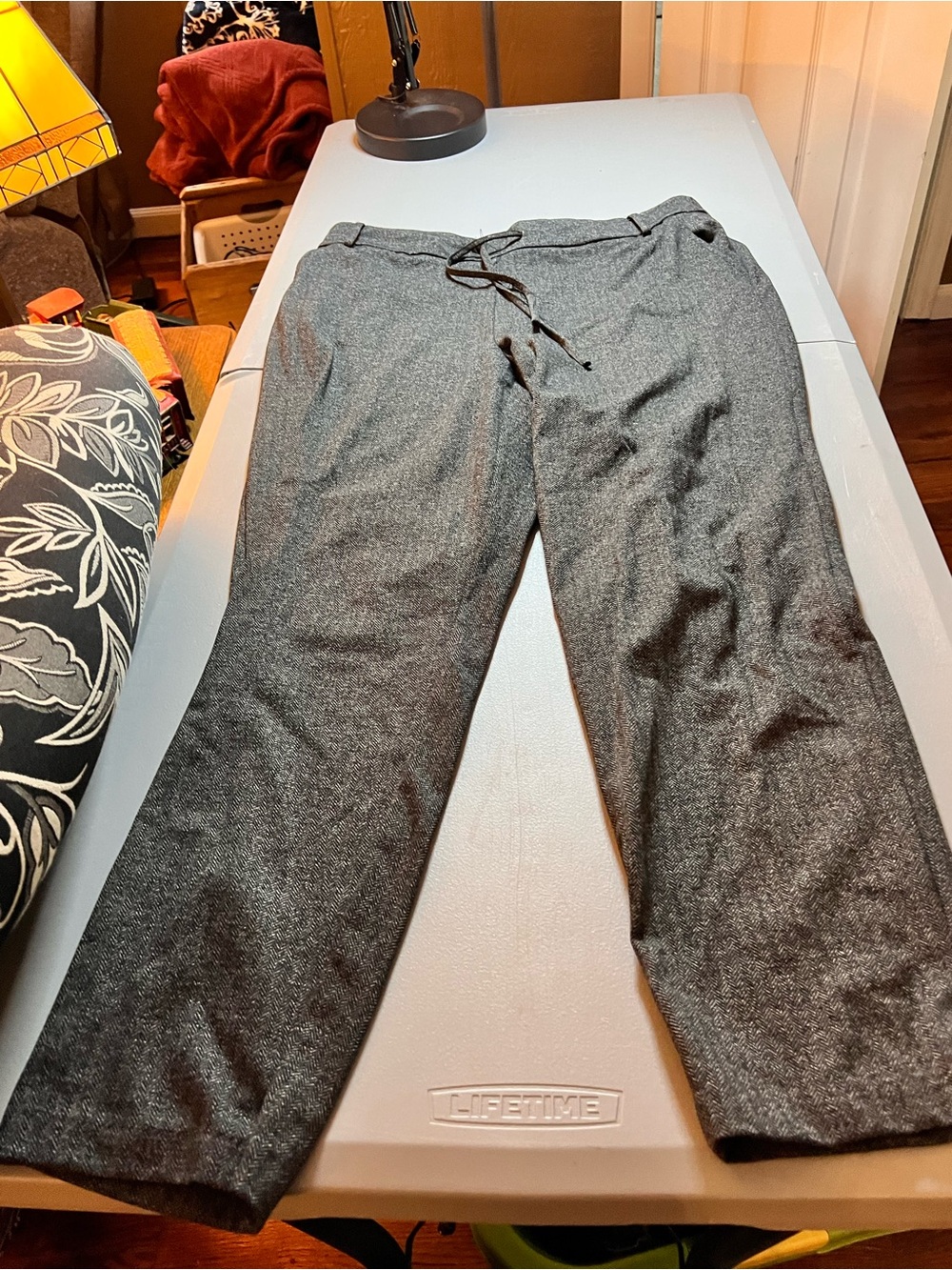Jones New York Straight-Leg Dress Pants in Heather Gray